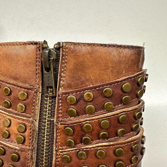 Circle G by Corral Ladies Studded Straps Bootie Shoe Q5096 Womens Size 7.5 Cogna - Picture 9 of 14